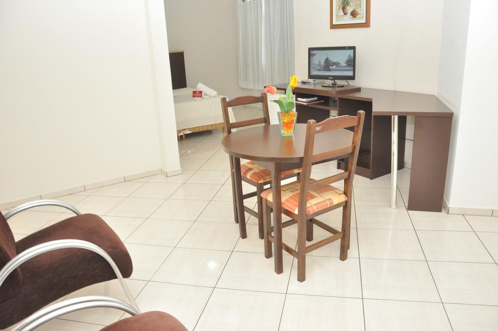 Hotel Maestro Express Toledo 톨레도 외부 사진